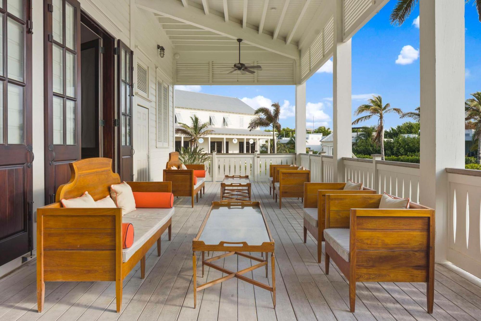 Mahogany Bay Resort And Beach Club, Curio Collection Сан-Педро Экстерьер фото