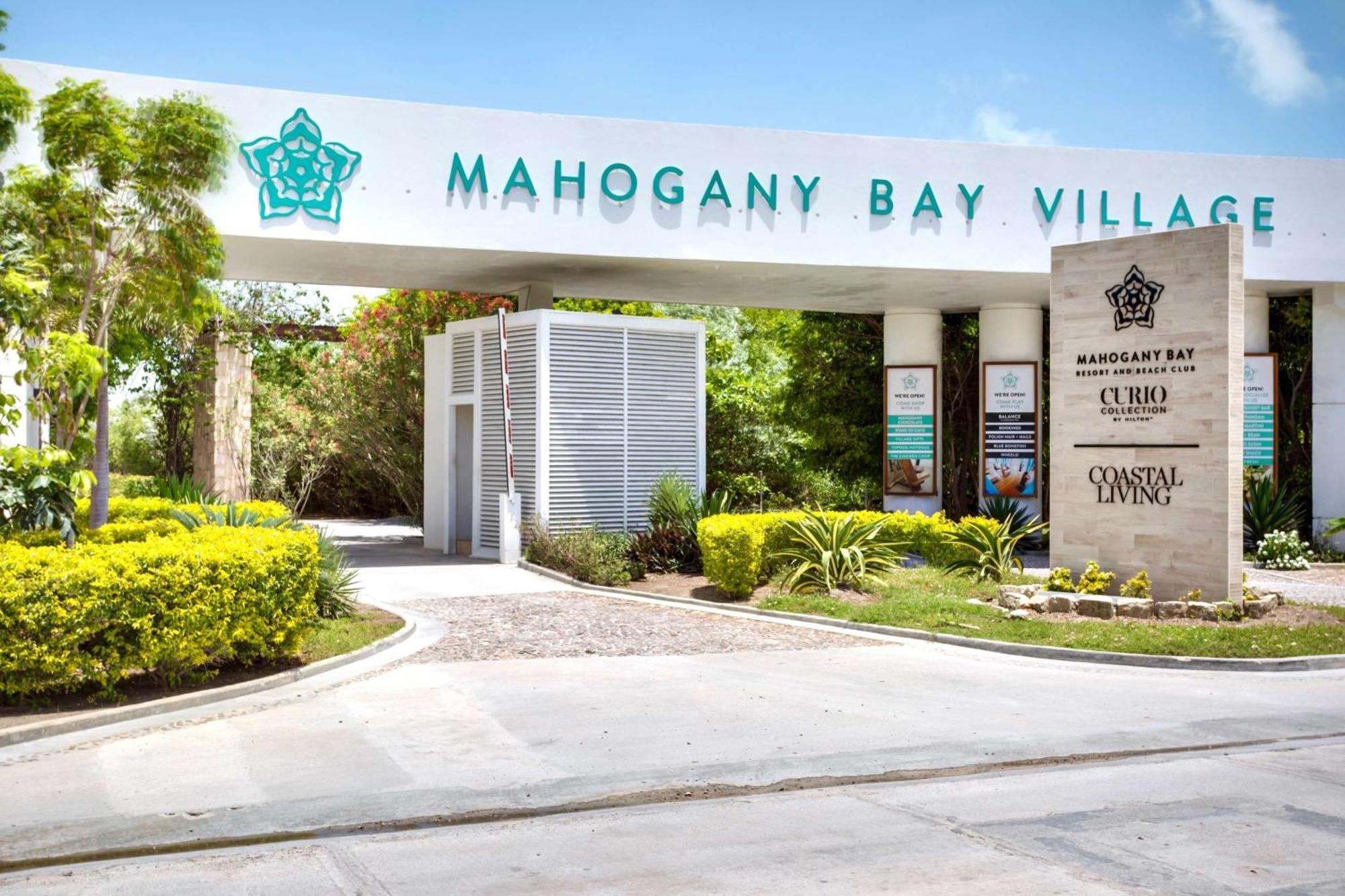 Mahogany Bay Resort And Beach Club, Curio Collection Сан-Педро Экстерьер фото